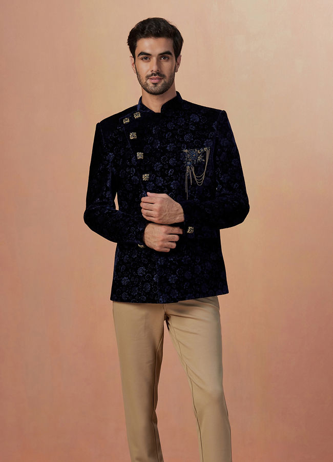 Tuxedo manyavar outlet